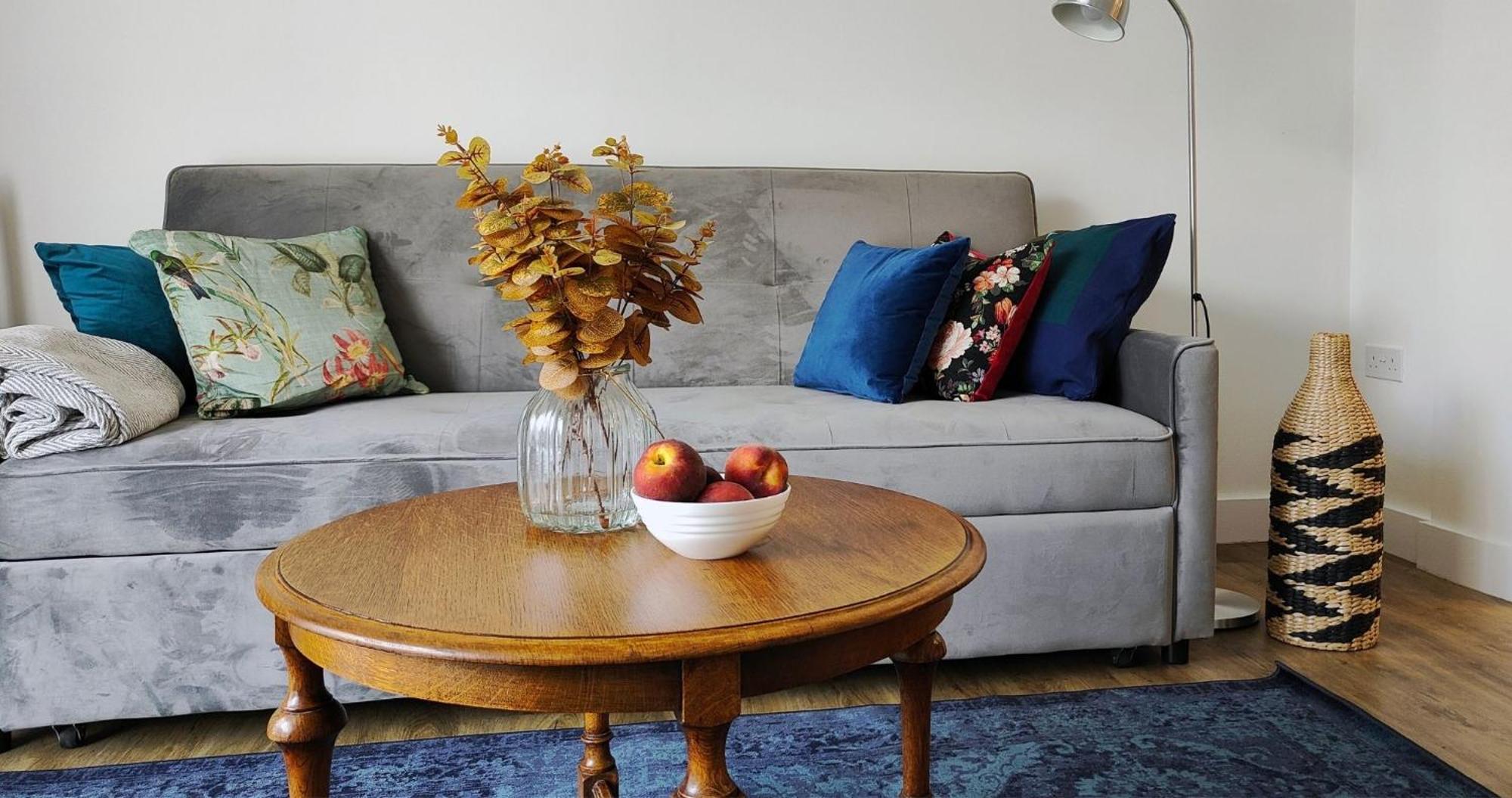 2br Flats-easy Walk To Centre-parking-balcony