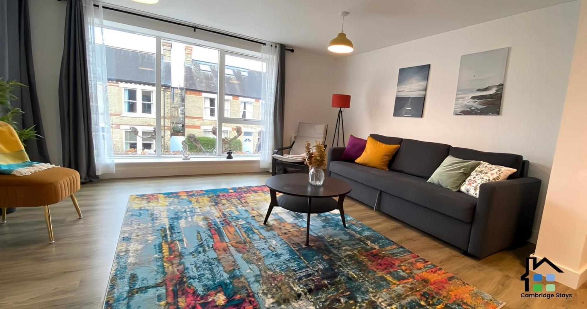 2br Flats-easy Walk To Centre-parking-balcony Apartment *